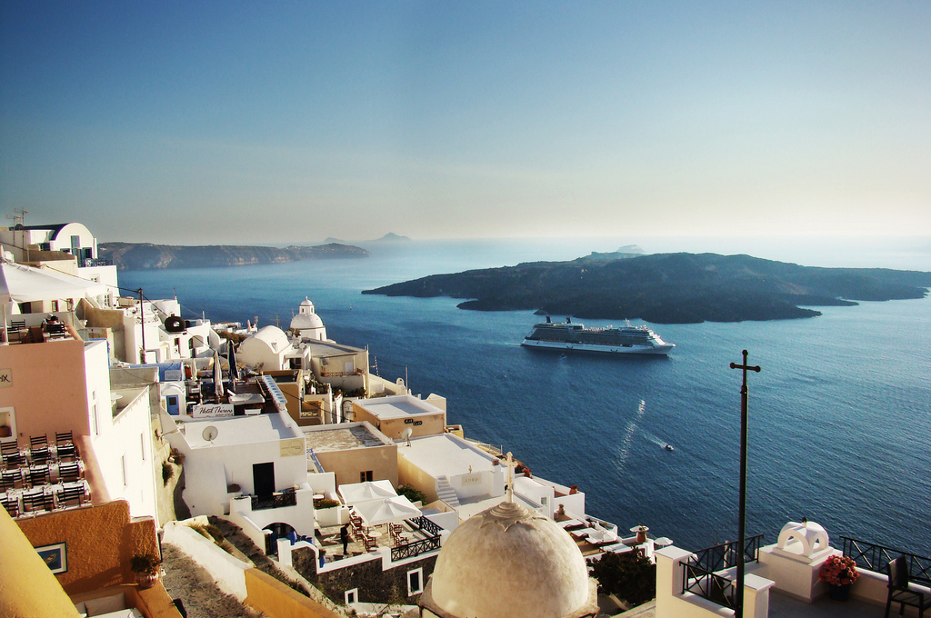 Because of islands like Santorini, Greece is one of the best countries in Europe for a honeymoon ... photo by CC user Mathanki Kodavasal on Flickr